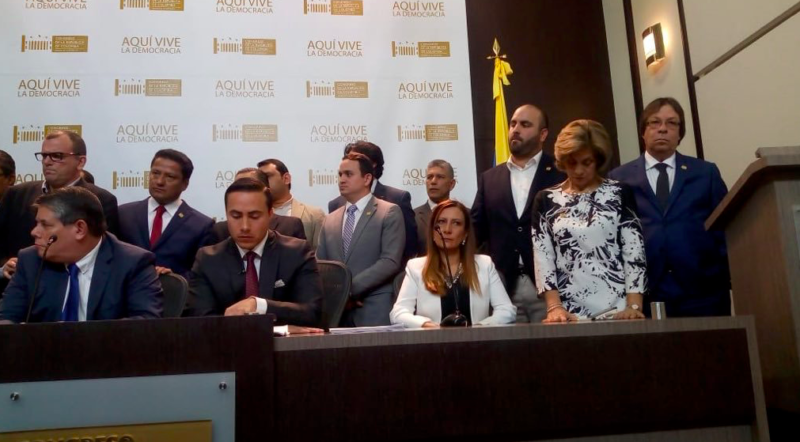 Cambio Radical radicó proyecto de ley de Reforma Tributaria Cambio Radical radicó proyecto de ley de Reforma Tributaria 5