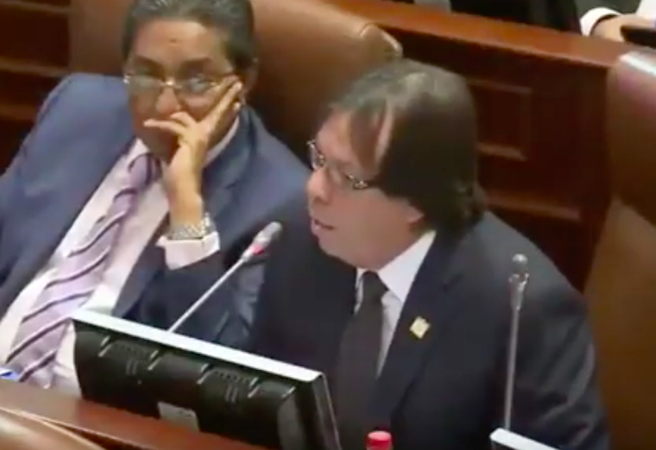 Nos merecemos ya un servicio de energía confiable y oportuno: Cesar Lorduy Nos merecemos ya un servicio de energía confiable y oportuno: Cesar Lorduy 1