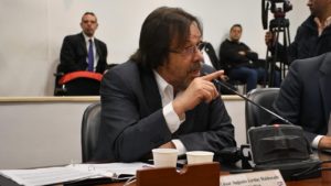 En comisión primera, representante a la cámara Cesar Lorduy votó positivo a pliegos tipos para contratación pública 3