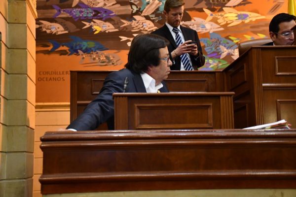 Con amplio respaldo iniciativa de titulación de predios de Char y Lorduy pasa en plenaria de Cámara 4 Con amplio respaldo iniciativa de titulación de predios de Char y Lorduy pasa en plenaria de Cámara 5